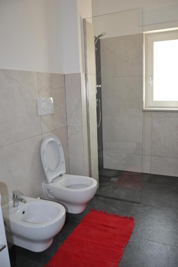 Il Tramonto Apartment - Villaggio Di Mary لوكوروتوندو المظهر الخارجي الصورة